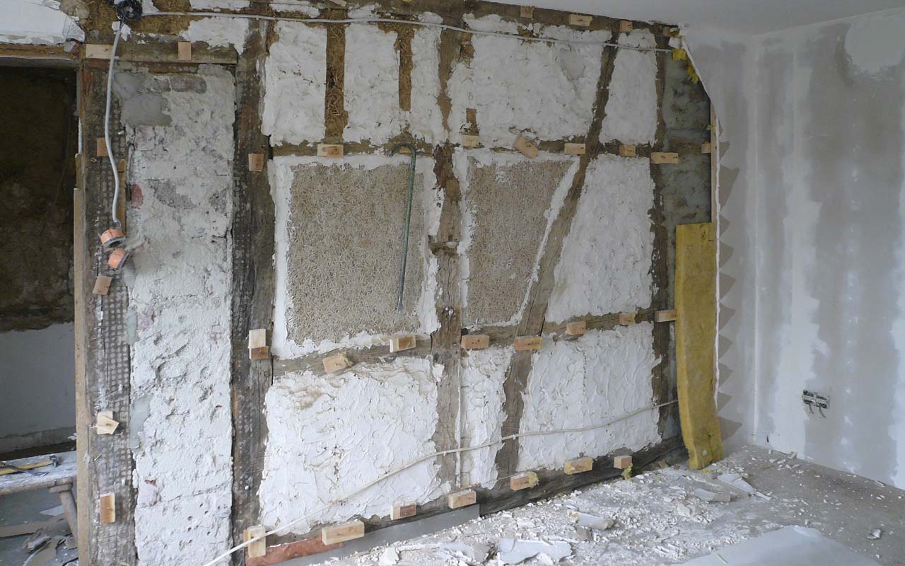 Ferienwohnung in Ennepetal Voerde „1826“ - Wohnzimmer vorher