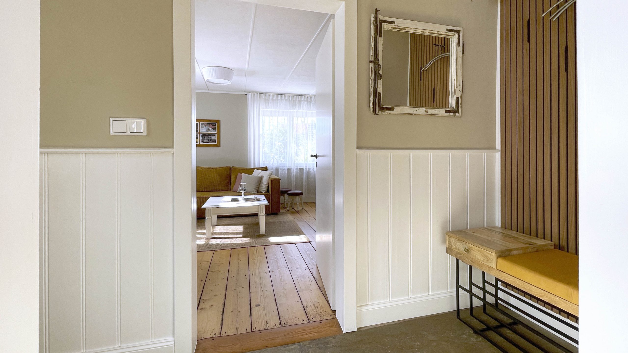 Ferienwohnung in Ennepetal Voerde „1826“ - Blick Richtung Wohnzimmer