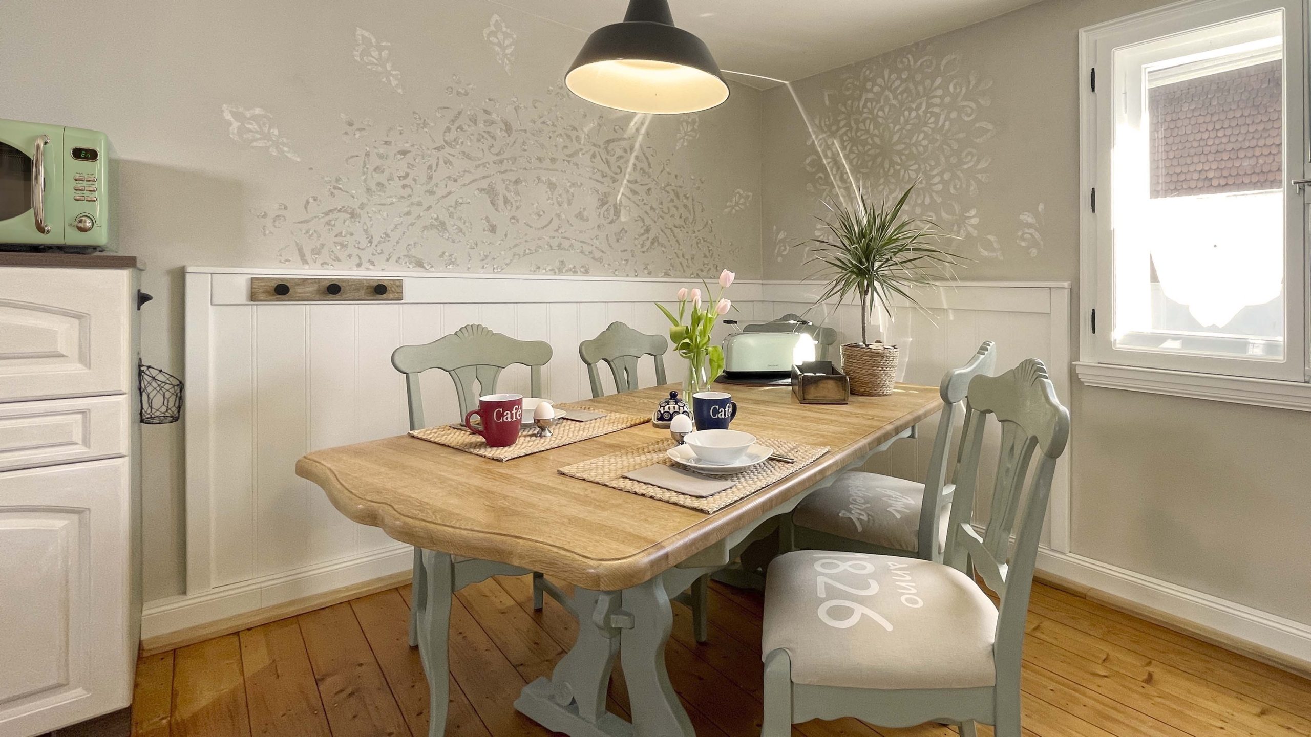Ferienwohnung in Ennepetal Voerde „1826“ - Küche Sitzecke